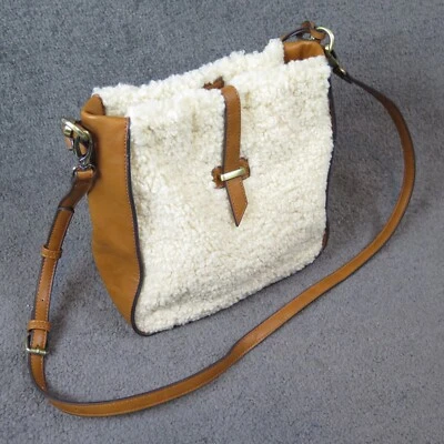 Bolso bandolera Sole Society piel de oveja marfil y cuero sintético Foto 1 de 4