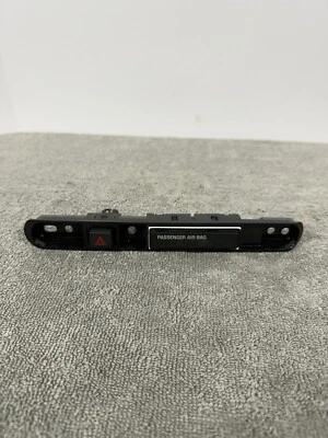 Interruptor de control de peligros OEM 07-12 GMC Acadia Traverse Outlook Panel de tablero central Foto 1 de 4