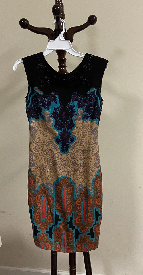 Tracy Reese V-cut back midi dress Black Multicolor Paisley Embellishments Size 6 - Image 1 of 4