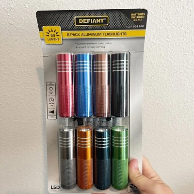 Juego de linternas de aluminio Defiant 60 lúmenes con 24 piezas + pilas AAA Foto 1 de 4