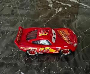 DISNEY PIXAR CARS "RUST-EZE LIGHTNING McQUEEN", NEW, LOOSE, SHIP WORLD WIDE - Picture 1 of 2