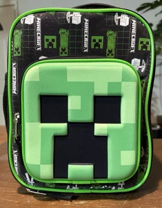 Porta pranzo isolato Bioworld Minecraft con tasca frontale con cerniera e tasca laterale in rete - Foto 1 di 6