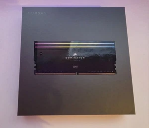 32GB (2x16GB) Corsair DDR5 DOMINATOR Titanium RGB Black, PC5-56000 (7000) - Photo 1/4