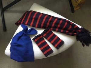 Vintage 1930s light weight wool women scarf and blue wool head cover - Picture 1 of 5