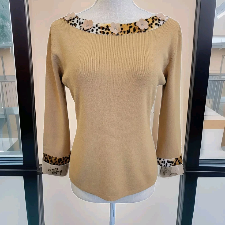 Joseph A. Top Leopard Trim Blouse Beige Size M/L Flowers on Collar 3/4 Sleeves - Image 1 of 4