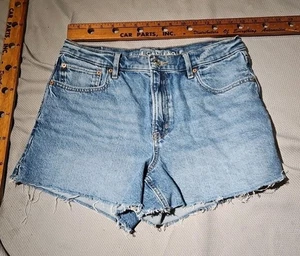 Pantaloncini American Eagle donna taglia 6 blu denim relaxed orlo invecchiato pantaloni  - Foto 1 di 14