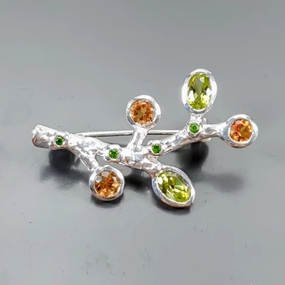 Handmade jewellery Natural Peridot Brooch 925 Sterling Silver  /B-CH0112 - Image 1 of 4