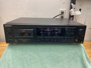 Sony DTC-75ES Digital Audio Tape Deck DAT HiFi senza telecomando non testato parti e riparazione - Foto 1 di 5