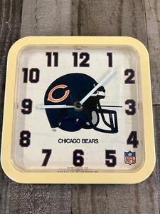 Vintage ELGIN Clock Co. 1987 Chicago Bears 9" quartz wall clock. NFL Licensed. - Picture 1 of 5