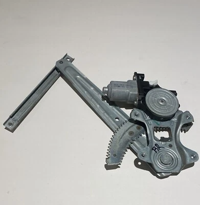 OEM 2012-2019 Nissan Versa Rear  Passenger Door Power Window Regulator Motor — 第 1/4 张图片