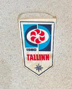 1980 TALLINN (Estonia Soccer) -- Vintage 6 x 4 Cloth Mini Banner - Picture 1 of 2