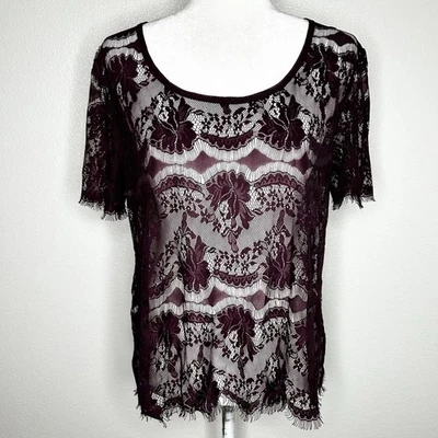 Top de mujer Fossil ciruela púrpura encaje manga corta talla S usado en excelente estado Foto 1 de 4