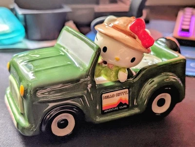 🌄🔘🔘🎀 Hello Kitty Adventure Tours Green Jeep Truck Tea Light Holder NEW - Image 1 of 4