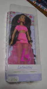 LATINISTAS A CELEBRATIONS OF LATIN CULTURE - I'M LOLA FASHION DOLL - Bild 1 von 5