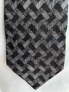 Mens Tie Paolo Gucci Black & Grey Lattice Design 100% Silk Necktie Classic Desig - Picture 1 of 4