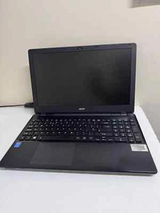 Windows 11 Acer Travel Mate P256 core i5 15.6" wide screen 4GB Ram 500GB HDD - Picture 1 of 1
