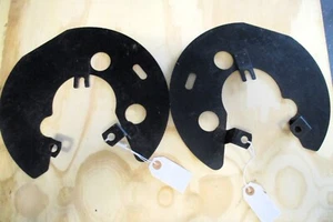 Triumph TR4 Brake Dust Covers - Set of 2 - Imagen 1 de 3