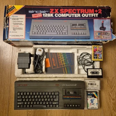 Computadora Sinclair ZX Spectrum Plus +2 reacondicionada 128K Dixons probada de colección - Imagen 1 de 4