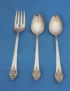 Rogers Oneida Silverplate 1948 Plantation Salad Dessert Fork & 2 Teaspoon Spoon - Picture 1 of 15