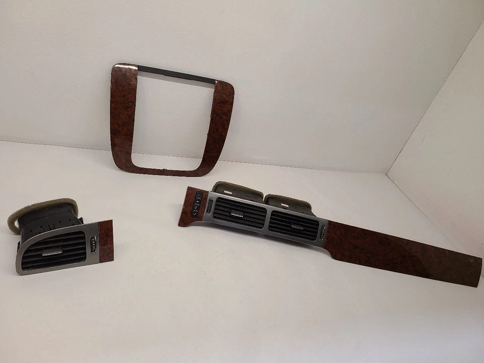 2007 CHEVROLET AVALANCHE 1500  Dash Bezel  Foto 1 de 4