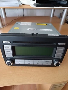VW Golf 5 Radio CD Player Original RCD 300 1K0035186R - Bild 1 von 4
