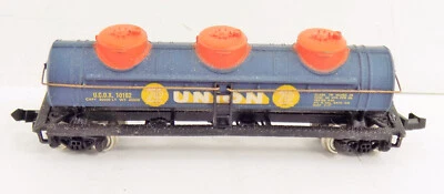 N SCALE / BACHMANN / UNION / BLUE 3 Dome Tanker / FREIGHT CARS - Image 1 of 4