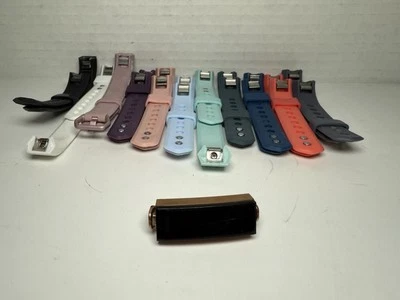 Rastreador de actividad física Fitbit Alta HR con monitor de ritmo cardíaco FB408 con bandas Foto 1 de 4