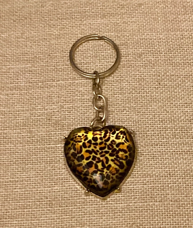 Heart Shape Animal Leopard Print Key Ring Keychain Fob Glass Topped - Image 1 of 4