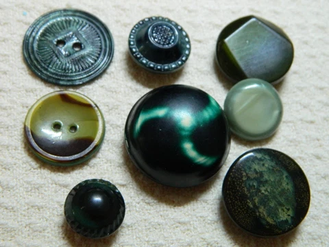 LOT Variety Antique Celluloid Shades of GREEN Buttons Wafer Tight Top Bubble Cover