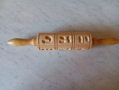 Rodillo navideño con tema navideño para hornear galletas en relieve nuevo sin etiquetas Foto 1 de 4