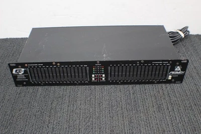 Peavy - Q215F - Dual 15 Band Graphic Equalizer - Rack Mountable - Tested - Image 1 of 4
