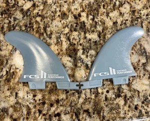 Juego de aletas traseras cuádruples flexibles de vidrio FCS II Performer - medianas/145-175 libras - Imagen 1 de 8