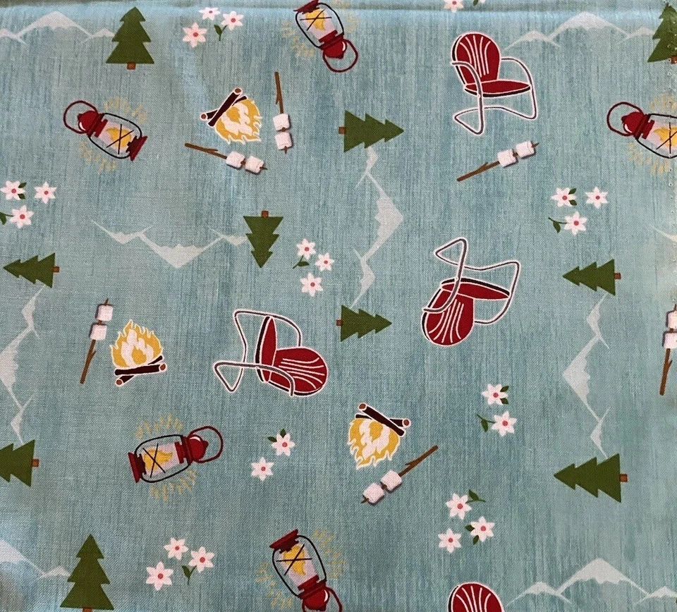 Silla linterna camping árboles verde azulado Anne Rowan Wilmington tela GLAMPING POR Foto 1 de 3