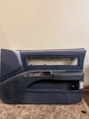 91 92 93 94 95 96 1996 Buick Roadmaster tela azul panel de puerta derecha Foto 1 de 4