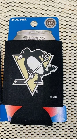 NEW - PITTSBURGH PENGUINS KOLDER 2017 STANLEY CUP CHAMPIONS CAN/BOTTLE COOZIE Cover