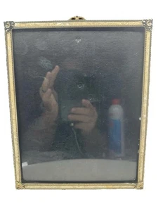 Marco de fotos MCM tono dorado 8x10 con incrustación de madreperla sintética esquinas ornamentadas - Imagen 1 de 13