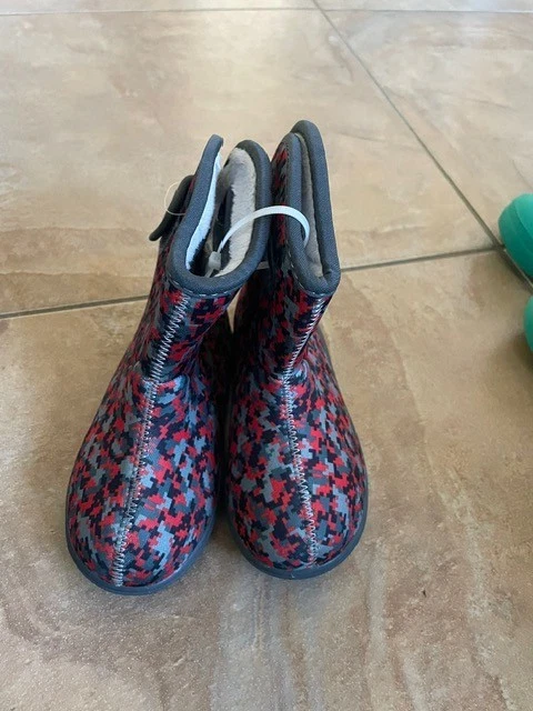 Bogs Outdoor Boots Leopard Washable Kids Sz 9 - Image 1 of 4