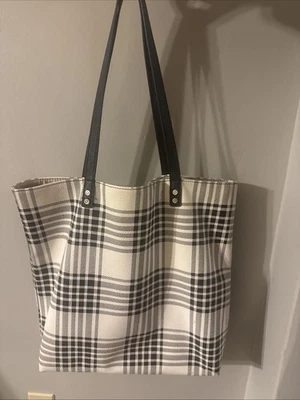 Bolso de Hombro Thirty-One Blanco y Negro Búfalo Cuadros Guijarro Imitación Cuero Foto 1 de 4