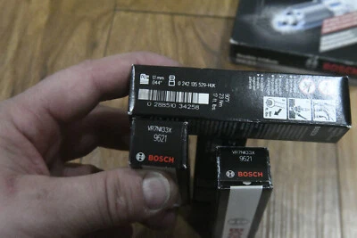 (4) Bujías Bosch Doble Iridio 9621, Lexus/Mazda/Infiniti/Toyota 4cyl Foto 1 de 3