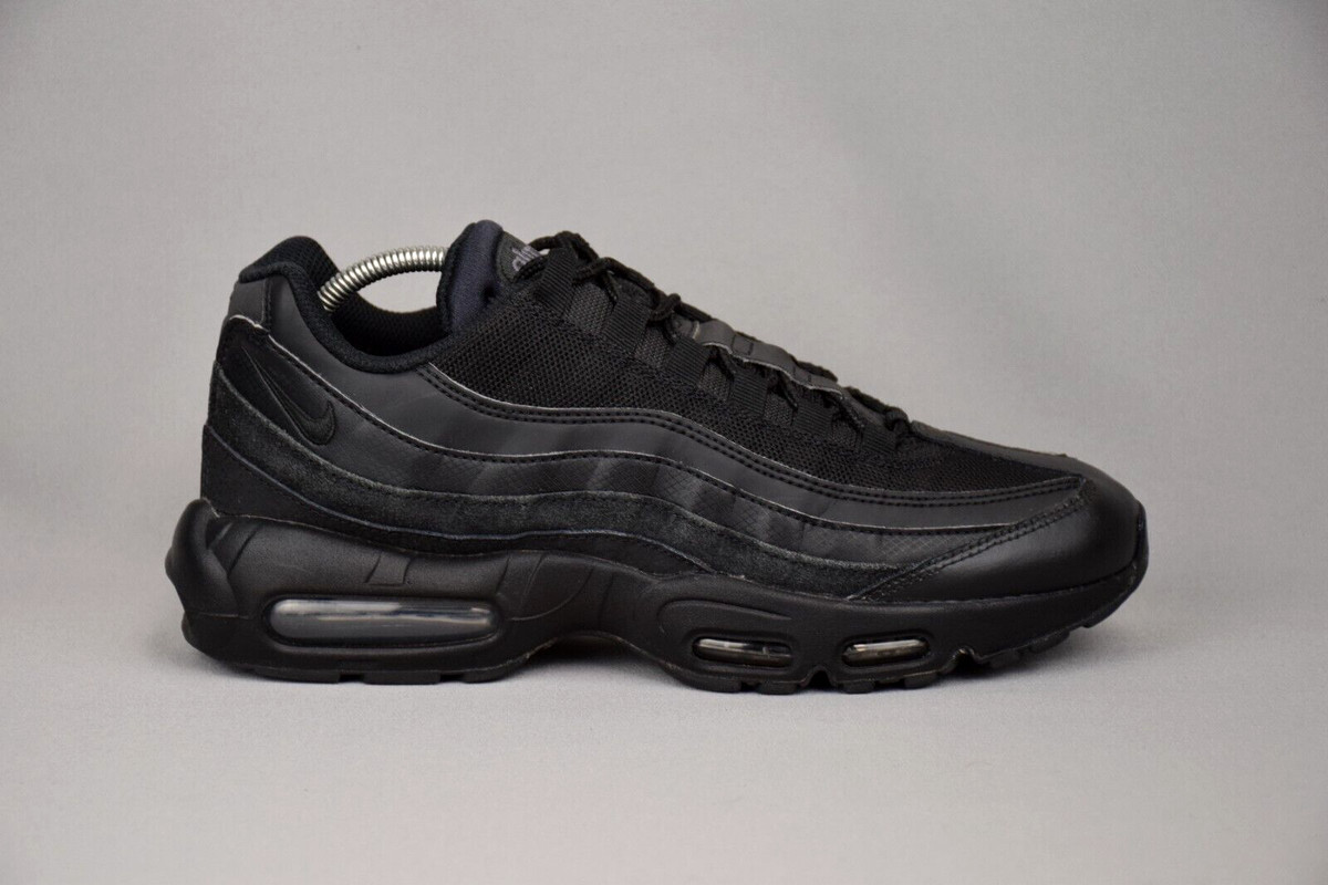 Nike Air Max 95 Essential Triple Black for Sale Nike Air Max 95 Essential Triple Black for Sale