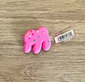 ⭐️NWT⭐️ Crocs Jibbitz Pink Frosted Animal Cracker Cookie Shoe Charm - Picture 1 of 4