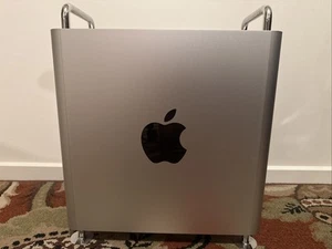 Apple Mac Pro (2019) | 3.5 GHz 8-Core Intel Xeon W | AMD Radeon 580X 8gb - Picture 1 of 5