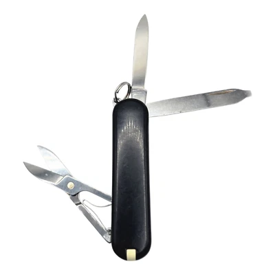 Navaja suiza Victorinox 58 mm - Colores surtidos - Usada - Limpia y engrasada Foto 1 de 4