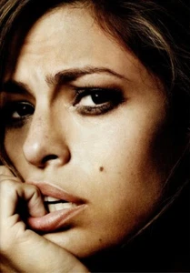 PHOTO 10 X15 CM 4X6 INCH EVA MENDES (16) - Picture 1 of 1