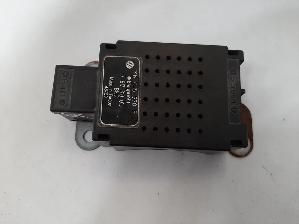 Antenne Amplificateur De Hayon VW GOLF V 1K1 1K6035570F 2005 15384930 - Photo 1/4