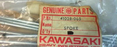 RADIOS EXTERIORES KAWASAKI MC1 KD80 FR ASI OEM NOS 41028-065 Foto 1 de 4