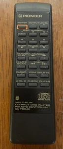 Pioneer Compact Disc Digital Audio Remote Control CU-PDO48 Tested Htf Retro OEM - Picture 1 of 4