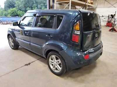 Cilindro maestro de freno usado se adapta a: Kia Soul 2011 con control electrónico de estabilidad Gr Foto 1 de 4