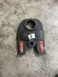 Milwaukee 49-16-2656C M18 Force Logic Pex Crimp Jaw, For 1-1/2 In Pex(Open Box) - Picture 1 of 2