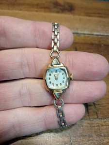 Reloj Caravelle Vintage Mujer Suizo Tono Oro Pulsera N6 - Imagen 1 de 4